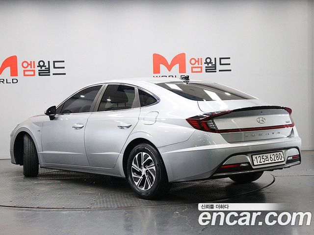 Hyundai Sonata Premium — пробег 112 257 км — фото 4 из 5