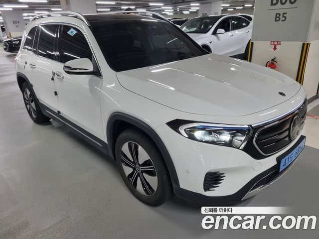Mercedes-Benz EQB EQB300 4MATIC Electric Art — пробег 60 000 км — фото 2 из 5