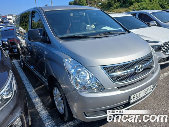 Hyundai Starex 5-Seater VAN CVX Luxury — пробег 107 928 км — фото 2 из 5