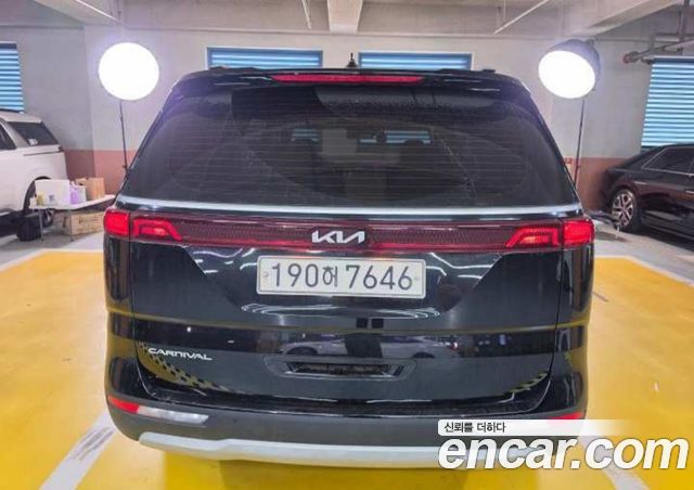 Kia Carnival Diesel 9-Seater Prestige — пробег 210 810 км — фото 3 из 5