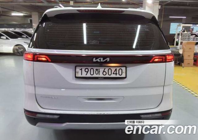 Kia Carnival Diesel 9-Seater Prestige — пробег 213 800 км — фото 3 из 5