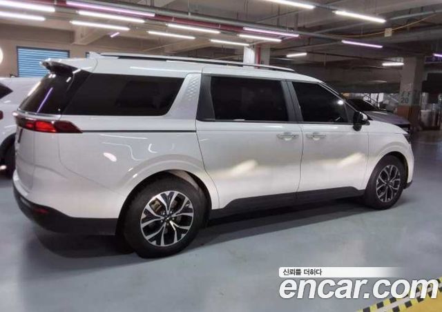 Kia Carnival Diesel 9-Seater Prestige — пробег 213 800 км — фото 5 из 5