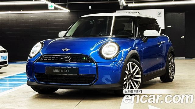 Mini Cooper Classic — пробег 9 090 км — фото 1 из 5