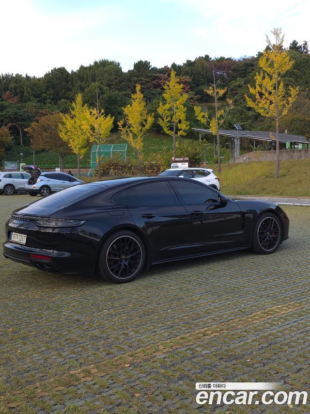 Porsche Panamera 4.0 GTS — пробег 81 000 км — фото 2 из 5