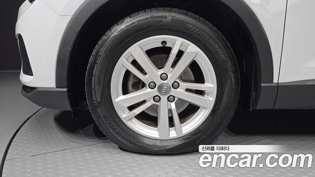 Audi Q3 из Кореи Encar
