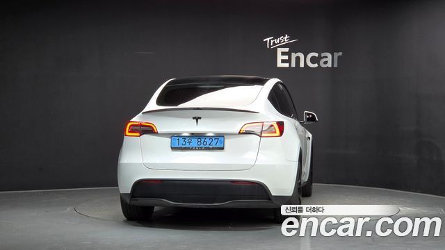 Tesla Model Y RWD — пробег 91 843 км — фото 4 из 5