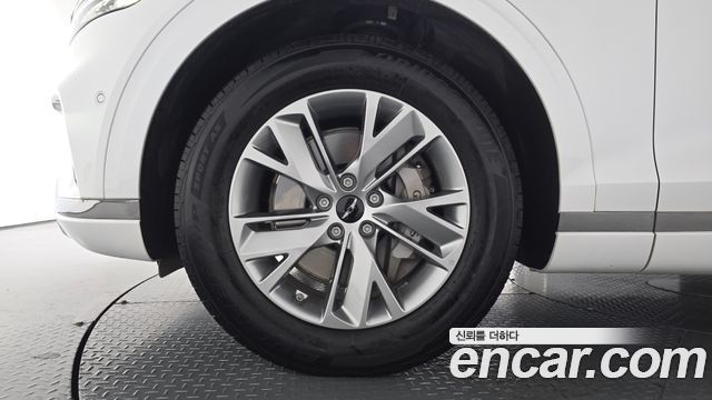 Genesis GV70 из Кореи Encar