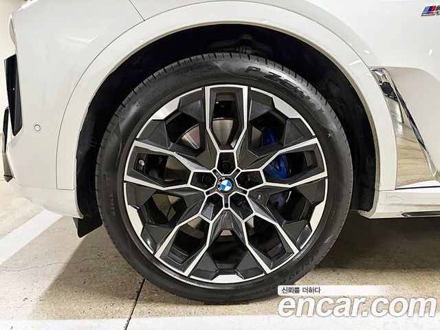 BMW X7 xDrive 40i M Sport 6STR — пробег 11 070 км — фото 5 из 5
