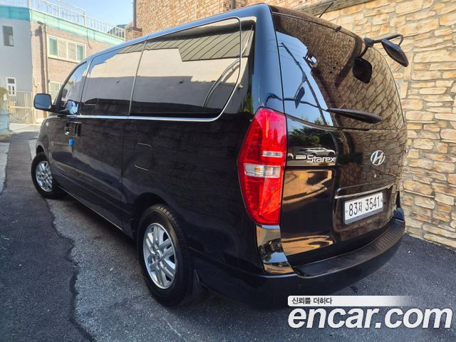 Hyundai Starex Van 5-Seater Smart — пробег 115 400 км — фото 4 из 5