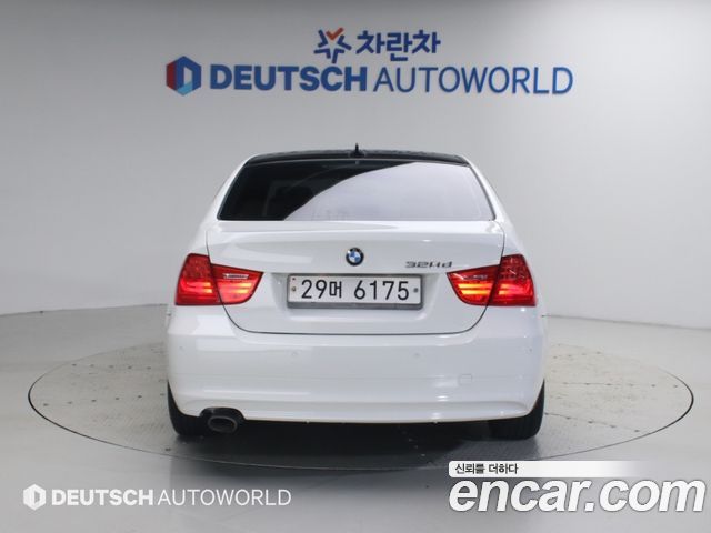 BMW 3-Series 320d Sedan Navi Package — пробег 129 500 км — фото 4 из 5