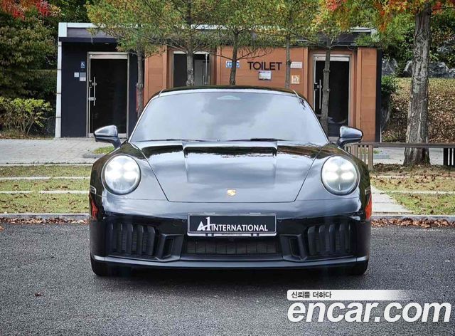 Porsche 911 Carrera 4 GTS — пробег 3 600 км — фото 2 из 5