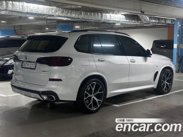BMW X5 xDrive 40i M Sport — пробег 5 410 км — фото 3 из 5