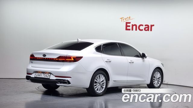 Kia K7 из Кореи Encar