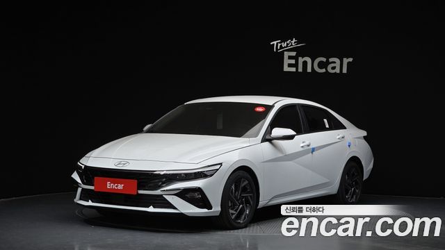 Hyundai AVANTE 1.6 Smart — пробег 9 км — фото 1 из 5