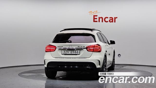 Mercedes-Benz GLA-Class из Кореи Encar