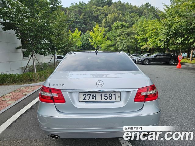 Mercedes-Benz E-Class из Кореи Encar
