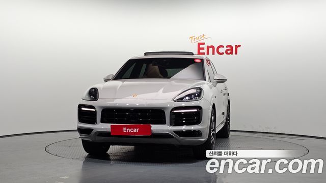 Porsche Cayenne 3.0 E-Hybrid — пробег 74 524 км — фото 3 из 5