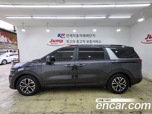 Kia Carnival 11-Seater Prestige — пробег 121 354 км — фото 3 из 5