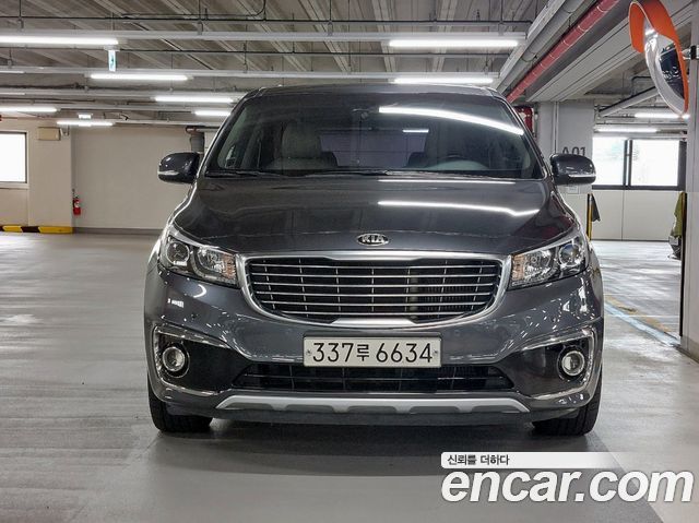 Kia Carnival 9-seater Prestige — пробег 125 060 км — фото 3 из 5