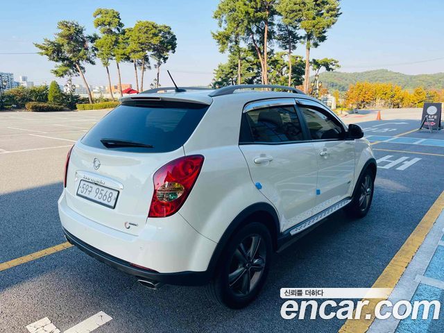 Ssangyong KORANDO Clubby 4WD Limited — пробег 182 590 км — фото 4 из 5