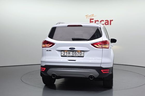 Ford Kuga 2.0 Diesel Titanium — пробег 240 638 км — фото 4 из 5