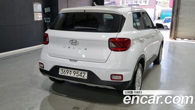 Hyundai Venue из Кореи Encar