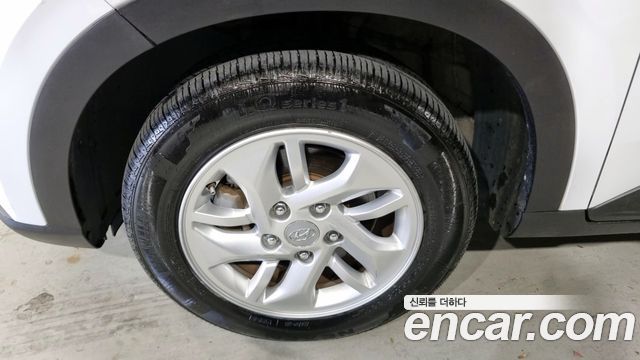 Hyundai Venue из Кореи Encar