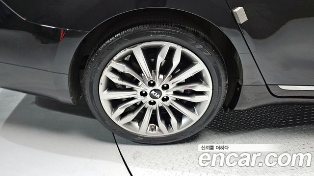 Kia K7 из Кореи Encar