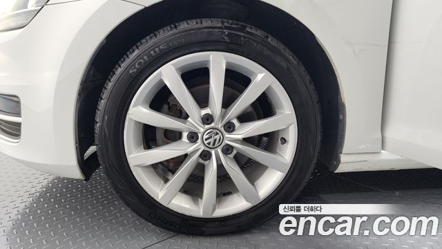 Volkswagen Golf из Кореи Encar