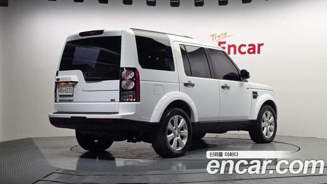 Land Rover Discovery 3.0 SDV6 SE — пробег 180 351 км — фото 2 из 5