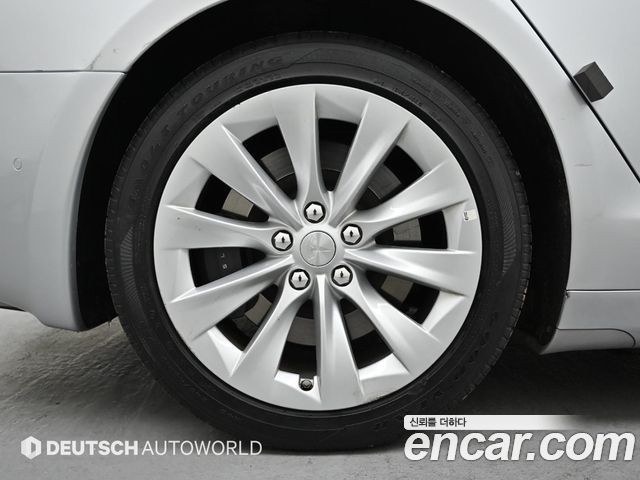 Tesla Model S из Кореи Encar
