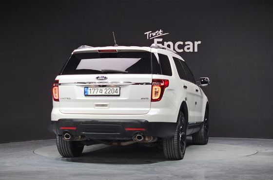 Ford Explorer 3.5 Limited 4WD 5th — пробег 116 725 км — фото 4 из 5