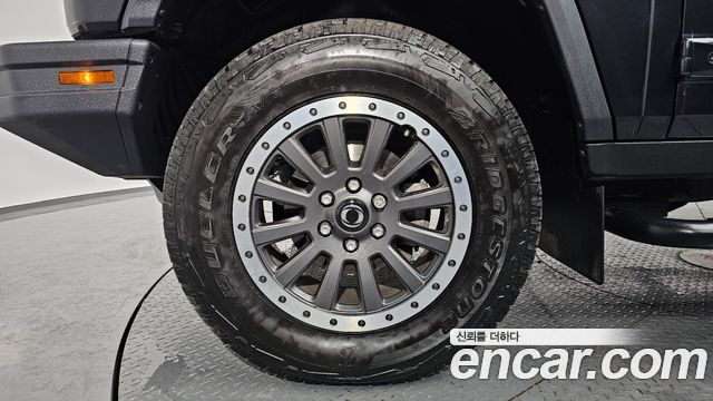 Ineos Grenadier из Кореи Encar