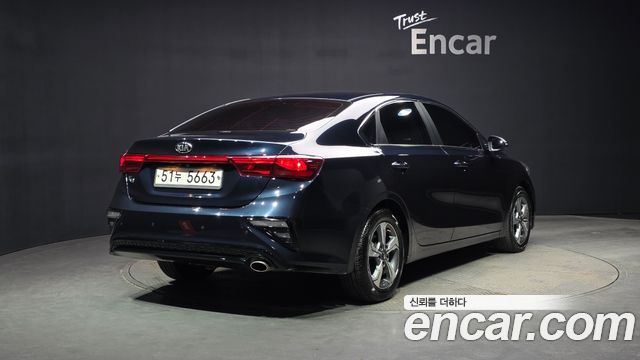 Kia K3 из Кореи Encar
