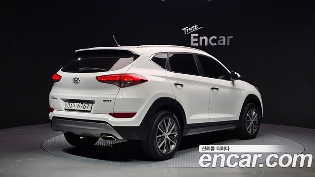 Hyundai Tucson Diesel 1.7 2WD Premium — пробег 166 966 км — фото 2 из 5