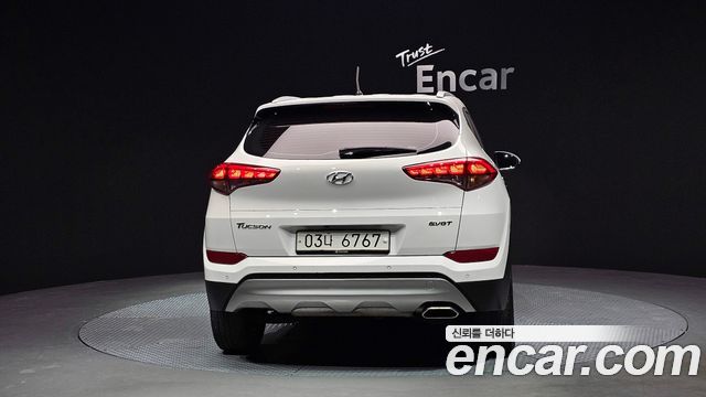 Hyundai Tucson Diesel 1.7 2WD Premium — пробег 166 966 км — фото 4 из 5