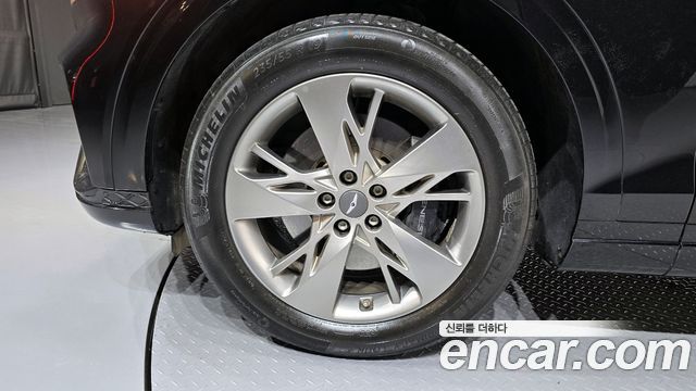 Genesis GV70 из Кореи Encar