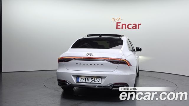 Hyundai Grandeur из Кореи Encar