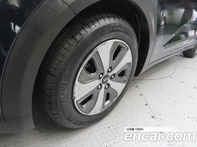 Kia Niro Noblesse — пробег 77 962 км — фото 5 из 5