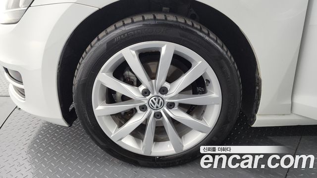 Volkswagen Golf из Кореи Encar