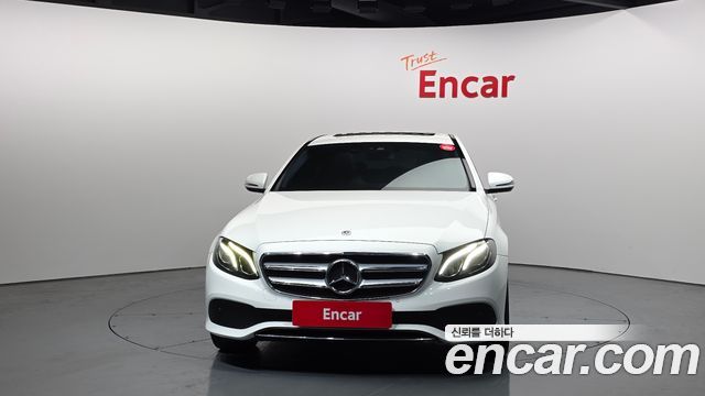 Mercedes-Benz E-Class из Кореи Encar