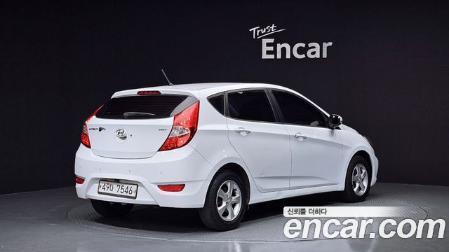 Hyundai Accent Diesel WIT 1.6 VGT Premier — пробег 118 024 км — фото 2 из 5