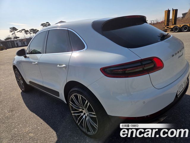Porsche Macan из Кореи Encar