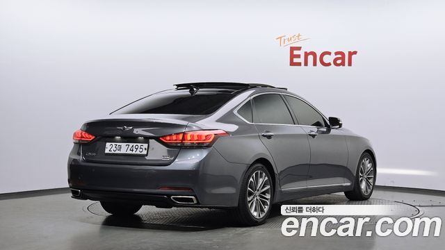 Hyundai Genesis из Кореи Encar