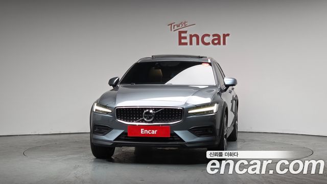 Volvo V60 из Кореи Encar