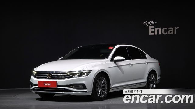 Volkswagen Passat 2.0 TDI Prestige — пробег 33 379 км — фото 1 из 5