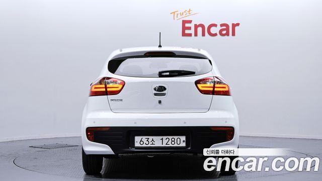Kia pride из Кореи Encar