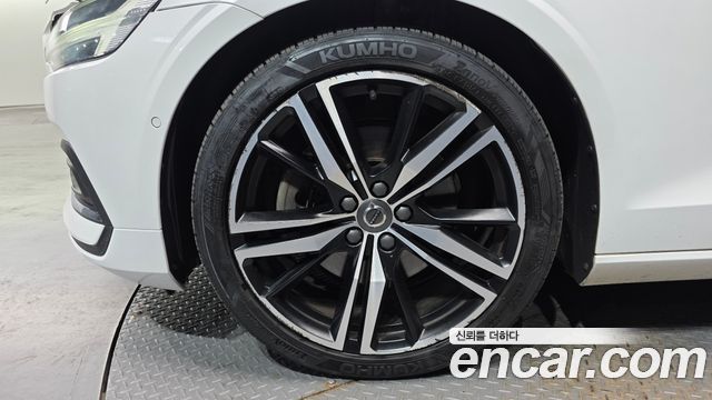 Volvo S60 из Кореи Encar