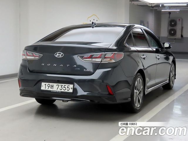 Hyundai Sonata Premium — пробег 100 783 км — фото 4 из 5