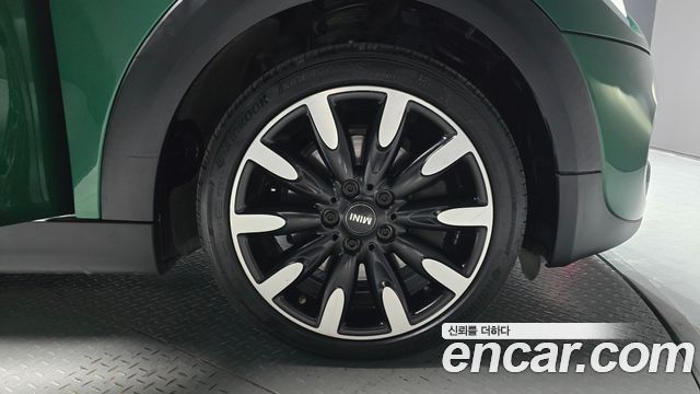 Mini Cooper из Кореи Encar